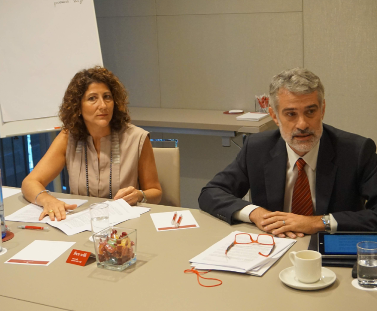 Los altos funcionarios piden el fin de la designación a dedo