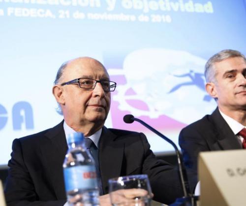 Montoro La Hacienda descentralizada del Estado de las autonomías nos está ayudando a salir de la crisis